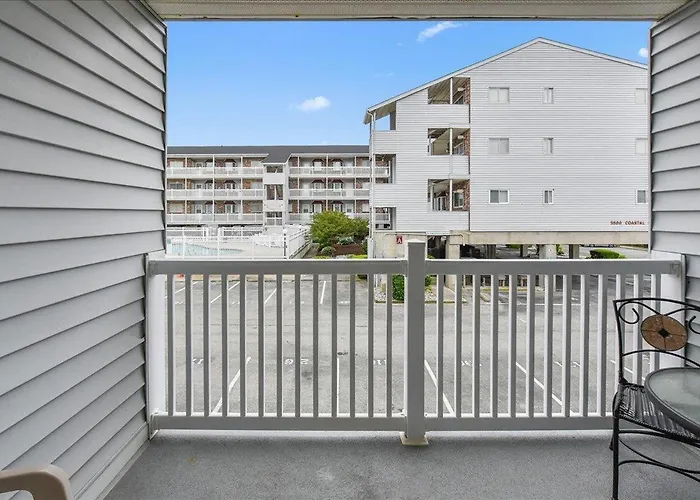 Great 2 Bedroom In Tiffanie By The Sea With Outdoor Pool! * Ocean City